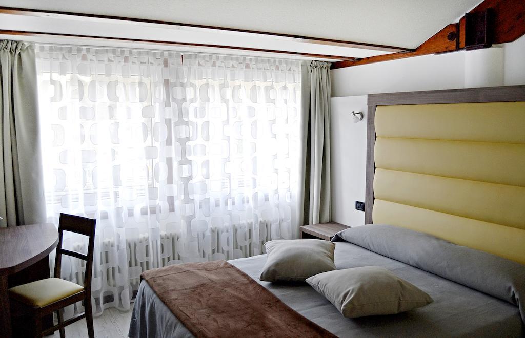 B&B Seventy Design Dimaro Pokoj fotografie
